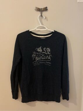 Women’s Navy 'Take Me to the Mountains' Graphic Sweatshirt Size Small